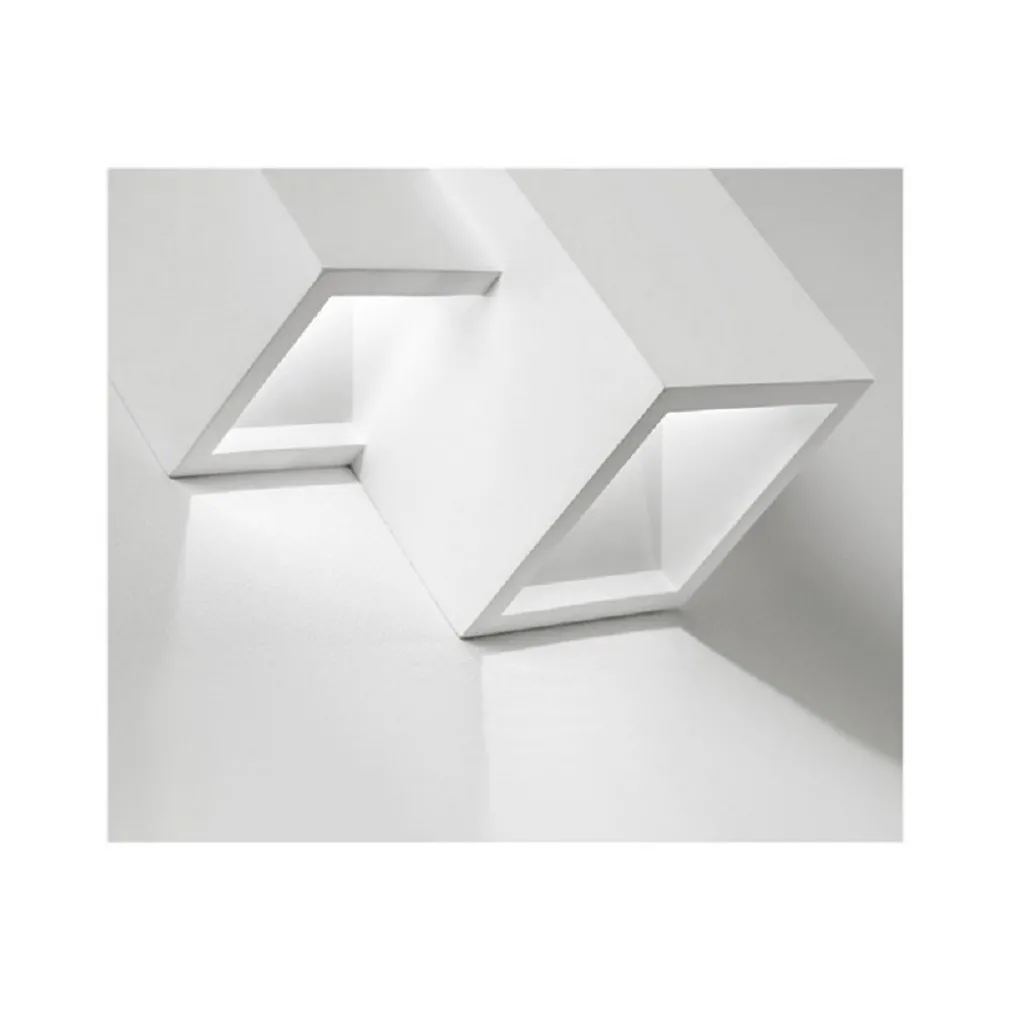 APPLIQUE IN GESSO MODERNO 2 CUBI A DOPPIA EMISSIONE LUCE CONTEMPORANEA G9 GS-E74