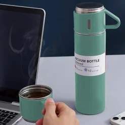 BORRACCIA TERMICA 500ML IN ACCIAIO INOX CON TAZZA MANICO PER BEVANDE CALDE FREDDE