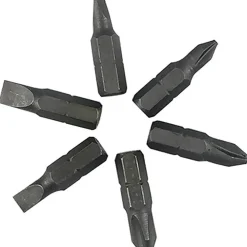 CACCIAVITE CON ESTENSIONE FLESSIBILE E CON PUNTE DI RICAMBIO 8 IN 1