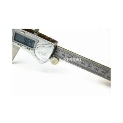 CALIBRO DIGITALE A CORSOIO DISPLAY LCD 150MM IN ACCIAIO CON CUSTODIA RIGIDA