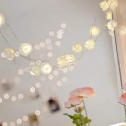 CATENA LUCI LUMINOSA CON 10 LED A FORMA DI ROSA BIANCA ALIMENTAZIONE A BATTERIA