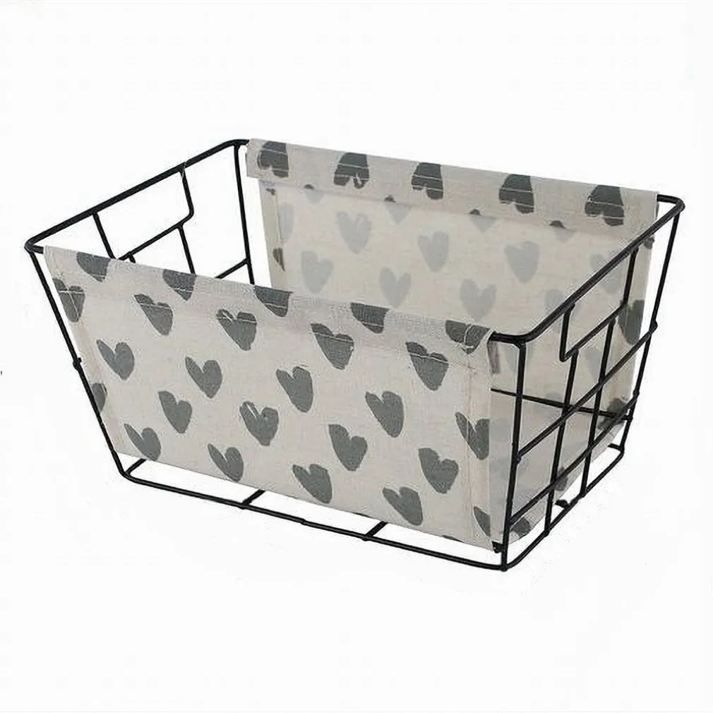 CESTO PORTA OGGETTI IN FERRO TESSUTO STAMPA CUORI GRIGI MANICI 30X20X15 CM 10619
