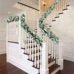 GHIRLANDA NATALIZIA INNEVATA ALBERO NATALE DECORAZIONI NATALIZIE 270CM 200 PUNTE