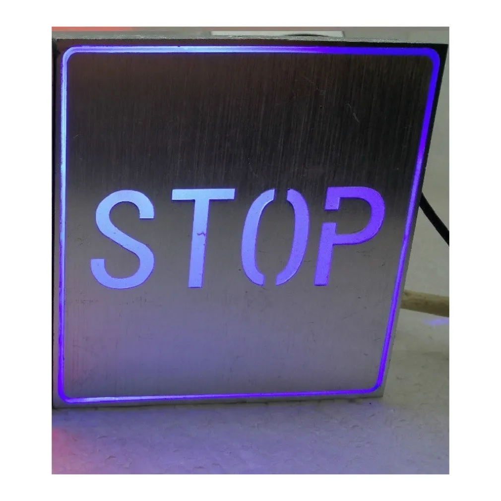 INSEGNA TABELLA A LED CON SCRITTA TESTO STOP LUMINOSA LUCE BLU DA PARETE MURO 1W