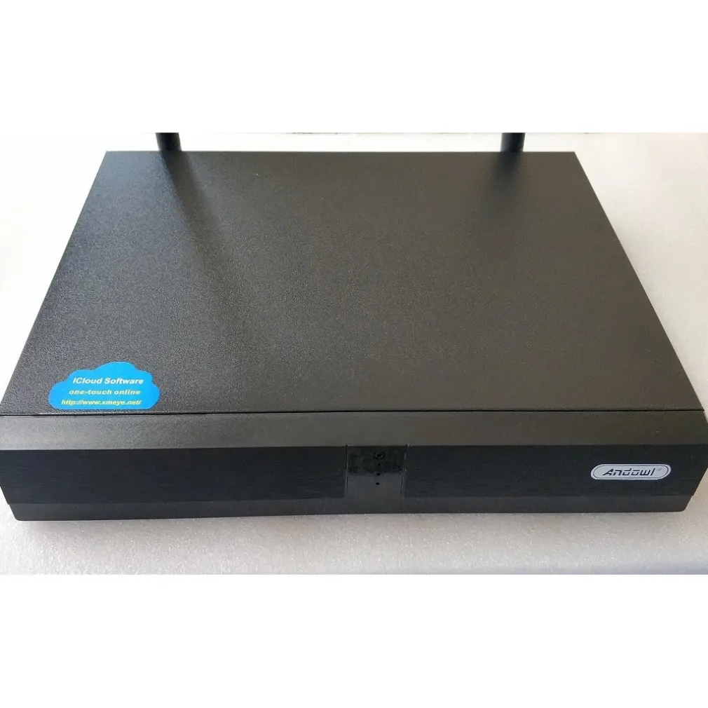 KIT DVR WIRELESS WIFI 4 CANALI SISTEMA REGISTRAZIONE CCTV HD 4 TELECAMERA Q-S4I