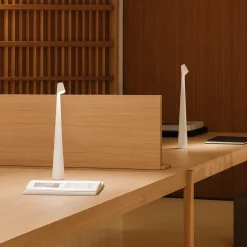 LAMPADA LED DA TAVOLO 10W DA BISTROT TUOCH DIMMERABILE RICARICABILE LUCE CALDA 3000K D36