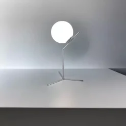 LAMPADA SCRIVANIA RAMO CON SFERA E27 ARGENTO LUCIDO LUCE TAVOLO MINIMAL LED 10236