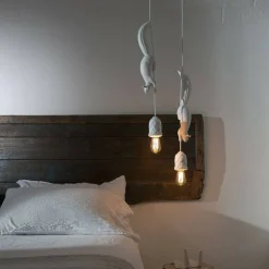 LAMPADARIO A FORMA DI SCOIATTOLO LAMPADA DECORATIVA SOSPENSIONE ATTACCO E27 A57
