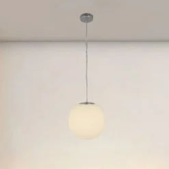 LAMPADARIO A SOSPENSIONE ARGENTO CON SFERA VETRO BIANCO ATTACCO E27 MINIMAL 33511