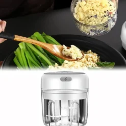 MINI TRITURATORE A BATTERIE PER AGLIO ZENZERO PEPERONCINO RICARICABILE USB 250ML