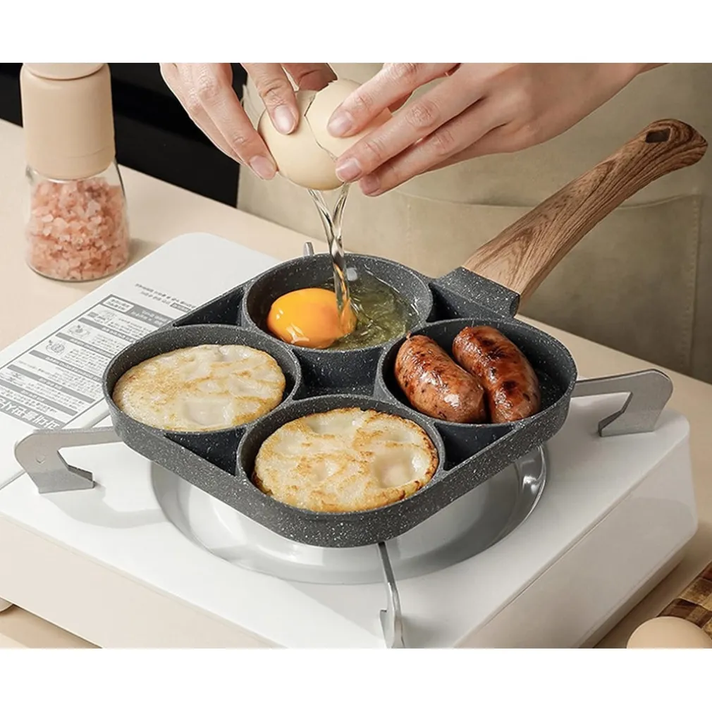 PADELLA ANTIADERENTE A 4 FORI PER UOVA PANCAKE MANICO IN LEGNO ACCESSORI CUCINA 624386