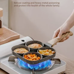 PADELLA PANCAKE 4 SCOMPARTI IN LEGA DI ALLUMINIO ANTIADERENTE CON MANICO LEGNO