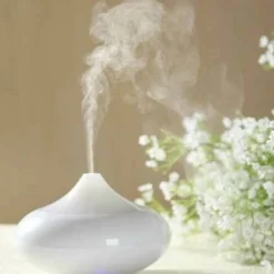 PROFUMATORE AMBIENTE DIFFUSORE UMIDIFICATORE LED RGB + 3 PROFUMATORI GRATIS