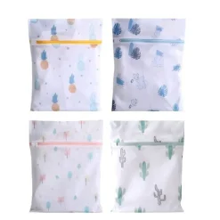 SACCHETTO PER LAVAGGIO RETE CON CERNIERA BIANCHERIA 50 X 60 CM A FANTASIA 58129