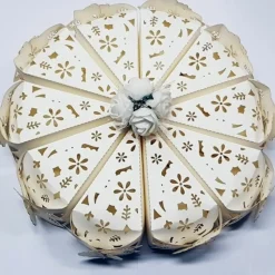 SET 10 BOMBONIERE SCATOLINA SPICCHIO TORTA BIANCO FIORE PORTACONFETTI MATRIMONIO