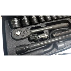 SET CHIAVI A BUSSOLA 24 PEZZI CON CRICCHETTO REVERSIBILE 1/2'' PROLUNGHE VALIGIA