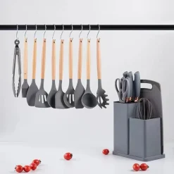 SET DI UTENSILI COLTELLI DA CUCINA DA CHEF DA 19 PEZZI IN SILICONE CON MANICO IN LEGNO