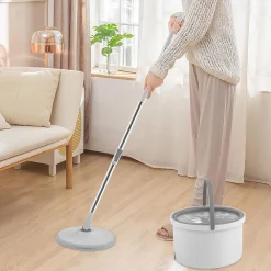 SET SCOPA SECCHIO IGIENICO MANI LIBERE SISTEMA PULIZIA PAVIMENTI CAPACITÀ 2,5 LT