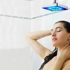 SOFFIONE DOCCIA QUADRATO 15CM A LED RGB BAGNO MISCELATORE 79903 PER CROMOTERAPIA