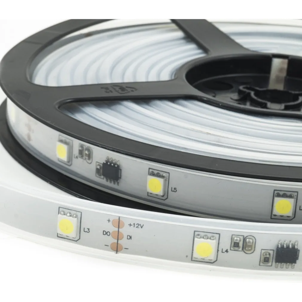 STRISCIA STRIP LED MULTIEFFECT SMD 5050 150 SMD FLESSIBILE LUCE COLORATA IP 20