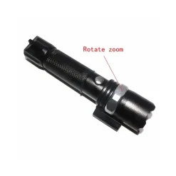 TORCIA LED MILITARE CREE TATTICA CON ZOOM RICARICABILE CON LASER ROSSO