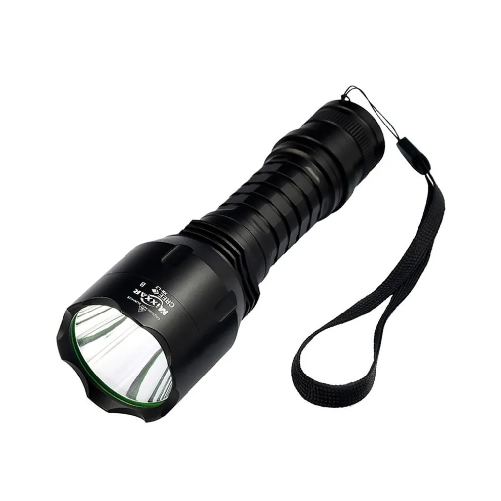 TORCIA WATERPROOF LED CREE T6 RICARICABILE CON CARICABATTERIA ANTI CONGELAMENTO